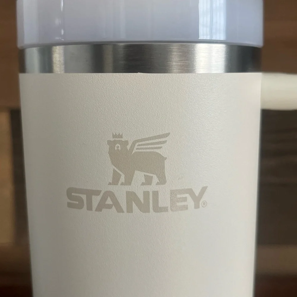 Stanley Cream Flowstate Quencher H2.0 Tumbler 30oz - Picture 3 of 7
